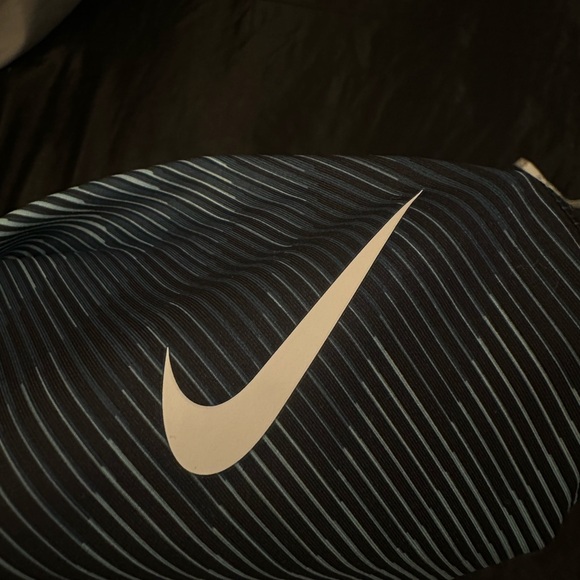 Nike Pro Dri-Fit Geometric Blue Leggings - Picture 8 of 9